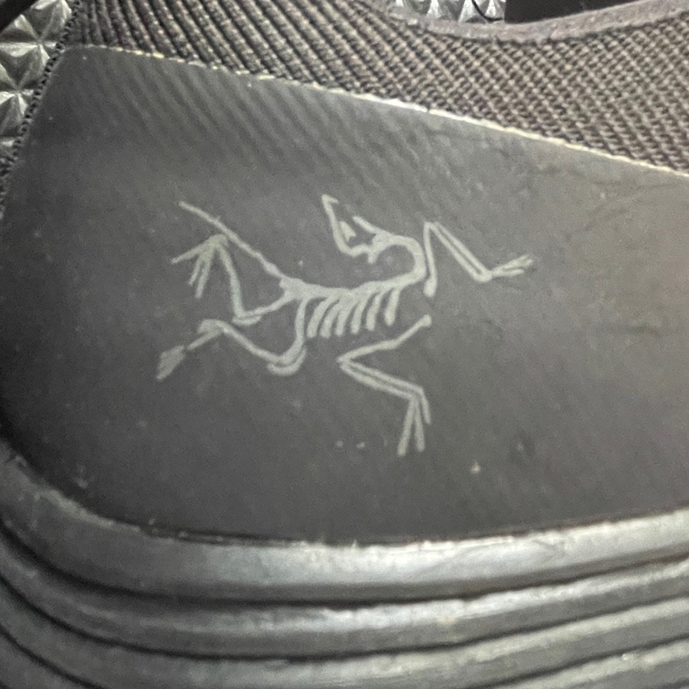 Arc'teryx Men's Dark Gray Athletic Shoes